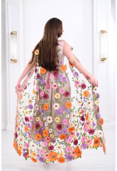 فستان مزين بالزهور المنسوجة 